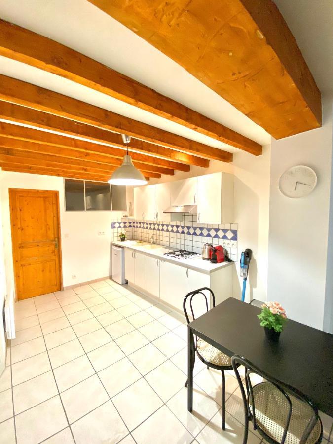 T2 Centre Historique Lapalud Apartment Exterior photo